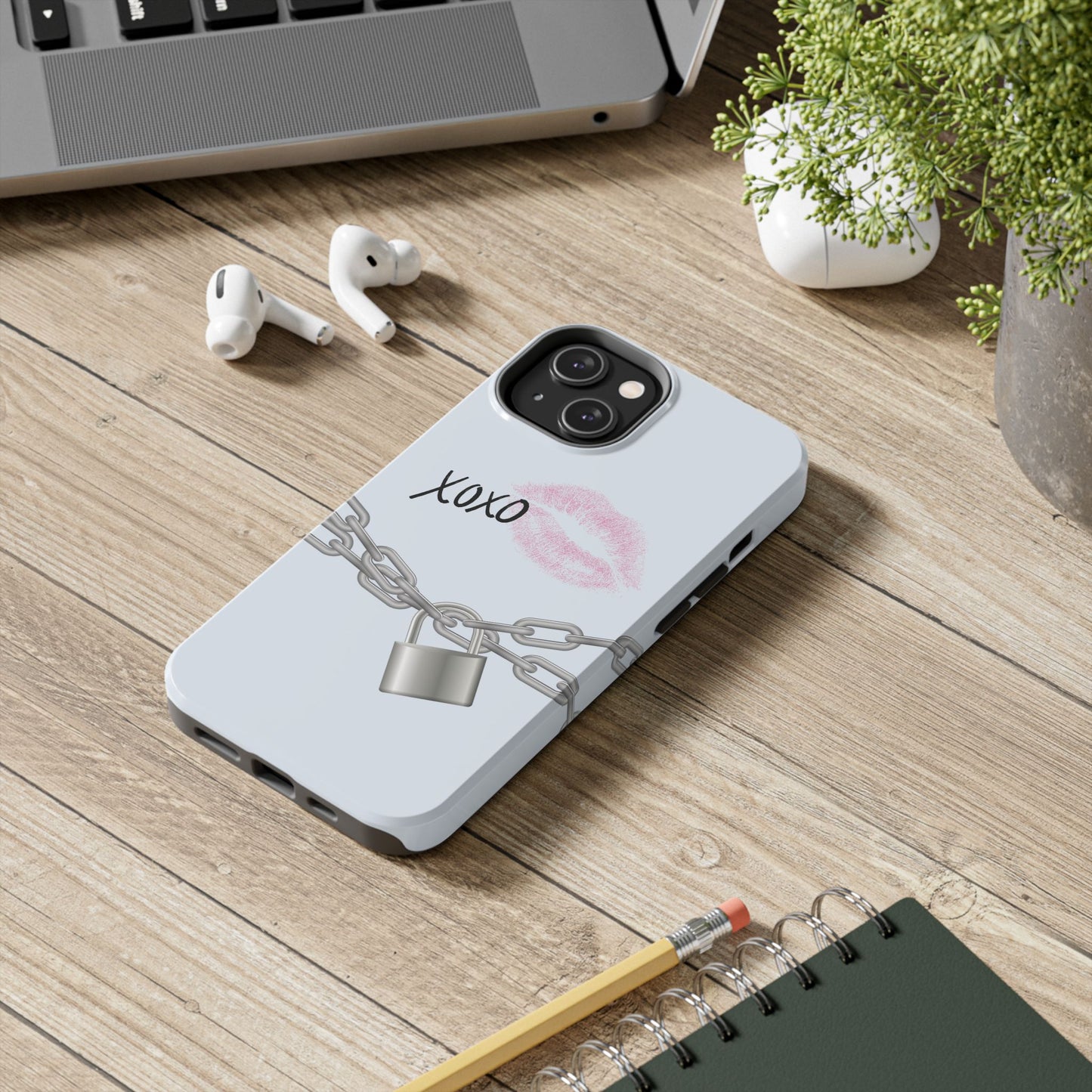 XOXO Love Lock Phone Case - Aesthetic Y2K Girly Style